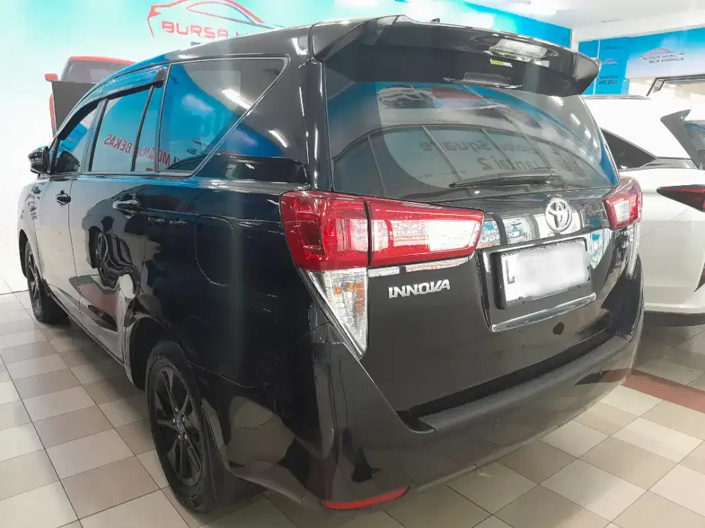 Toyota Innova Reborn G Bensin Hitam 2019 Automatic