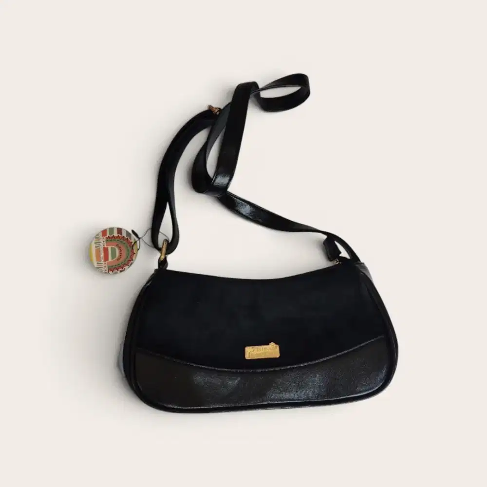Tas sling bag Rumah Warna