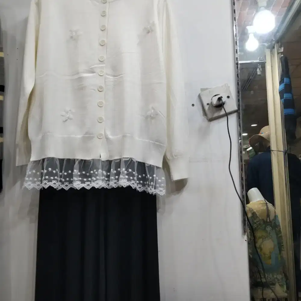 Di jual baju atasan bahan rajut import ,rok spandek