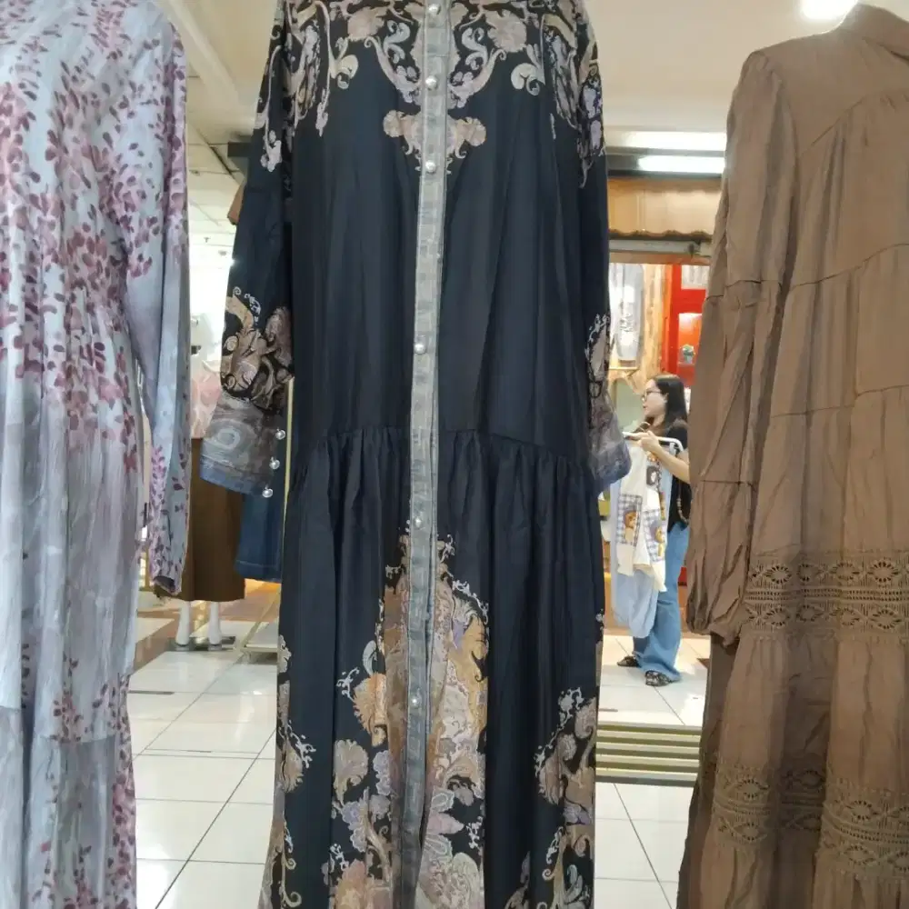 Di jual baju gamis bahan silk import