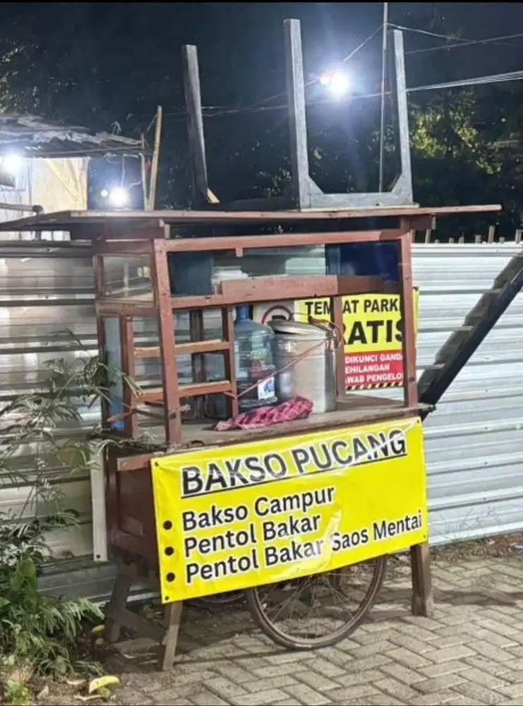 Rombong gerobak bakso mie ayam nasi goreng keliling mangkal istimewa