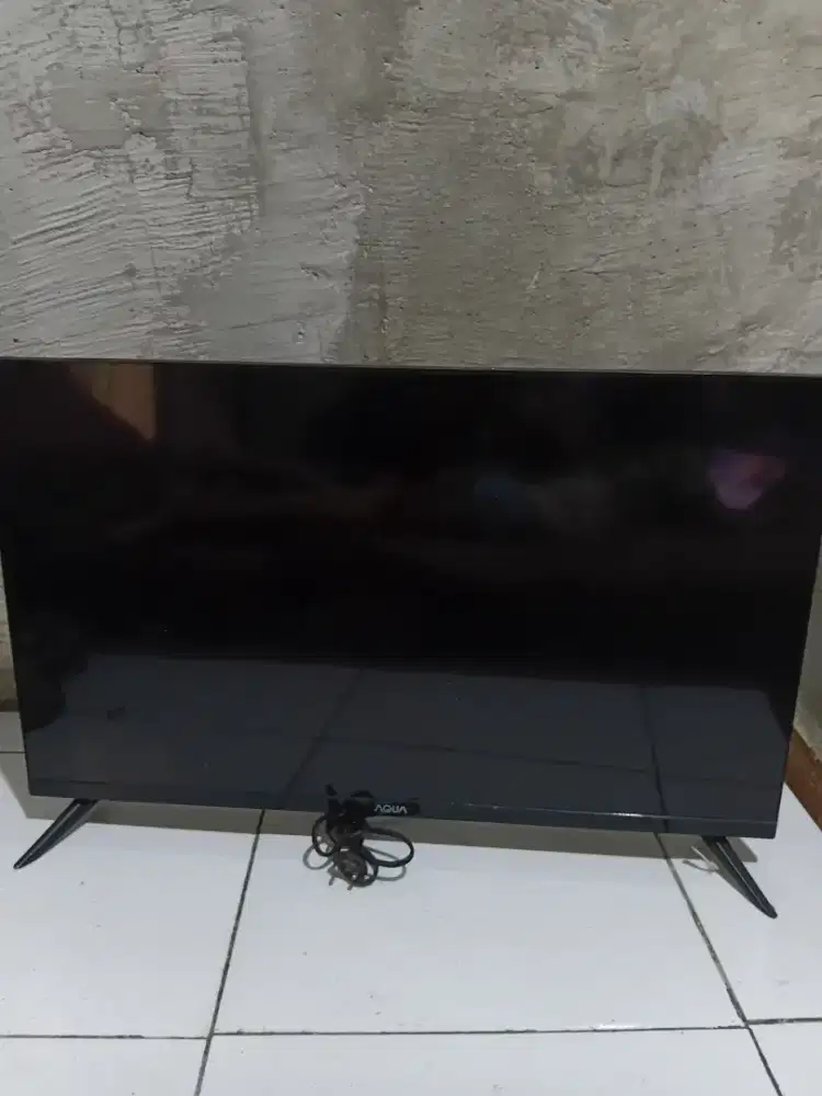 TV aqua 32 inch