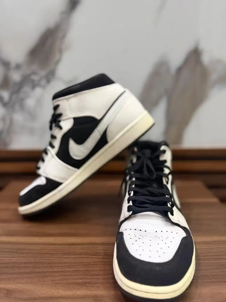 Sepatu Nike Jordan Air White Black Original