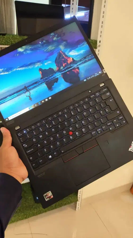 ThinkPad X13 Ryzen 5 4650U RAM 16GB SSD 256GB 13.3 Inch