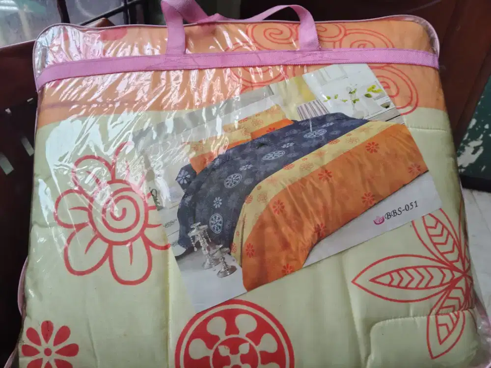 Dijual BED COVER merek Elin Exclusive