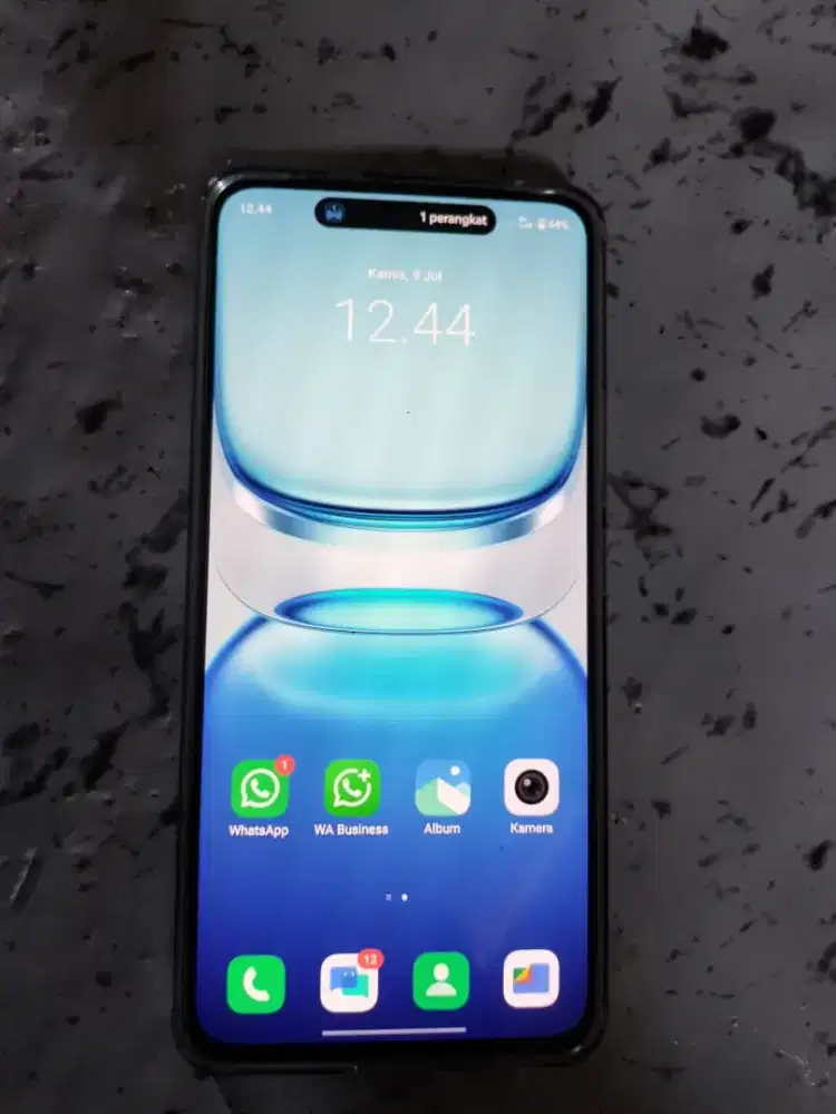 dijual IQOO Z10 LITE 8/128 MULUS NO MINUS,PEMAIKAIAN 2 MINGGU