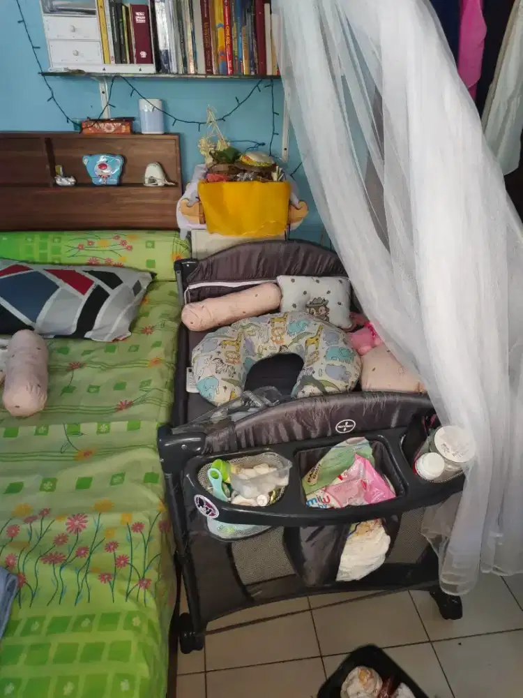BABY CRIB/ TEMPAT TIDUR BAYI