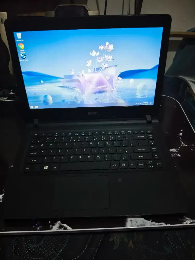Laptop Acer es1-432