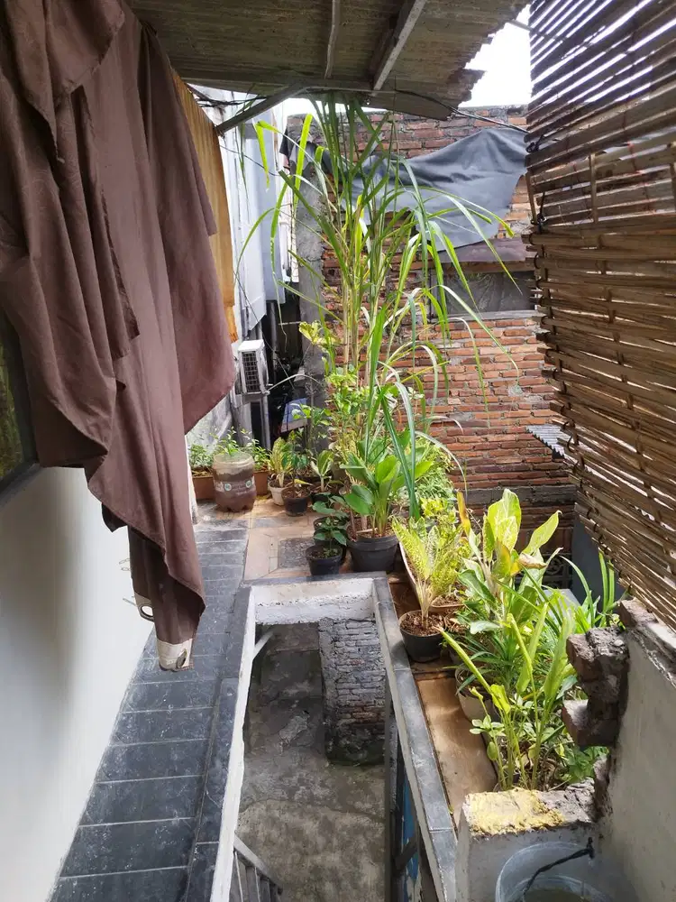 Kontrakan kosong