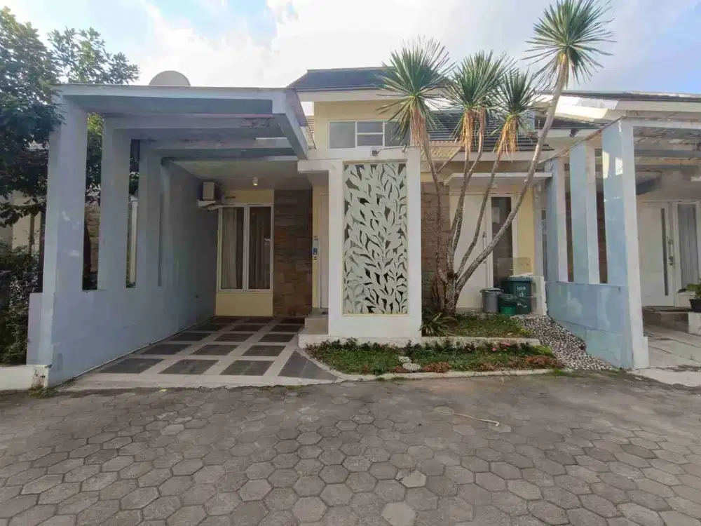 disewakan rumah dalam cluster didekat pasar Colombo jakal