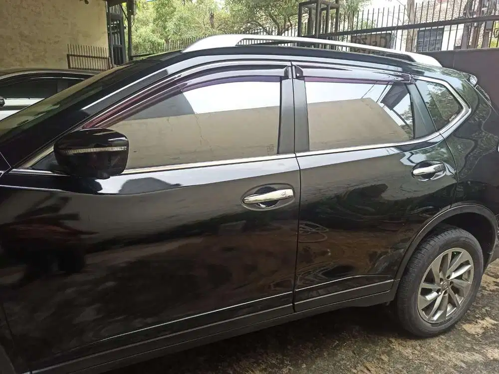 Nissan X-Trail 2015 Bensin
