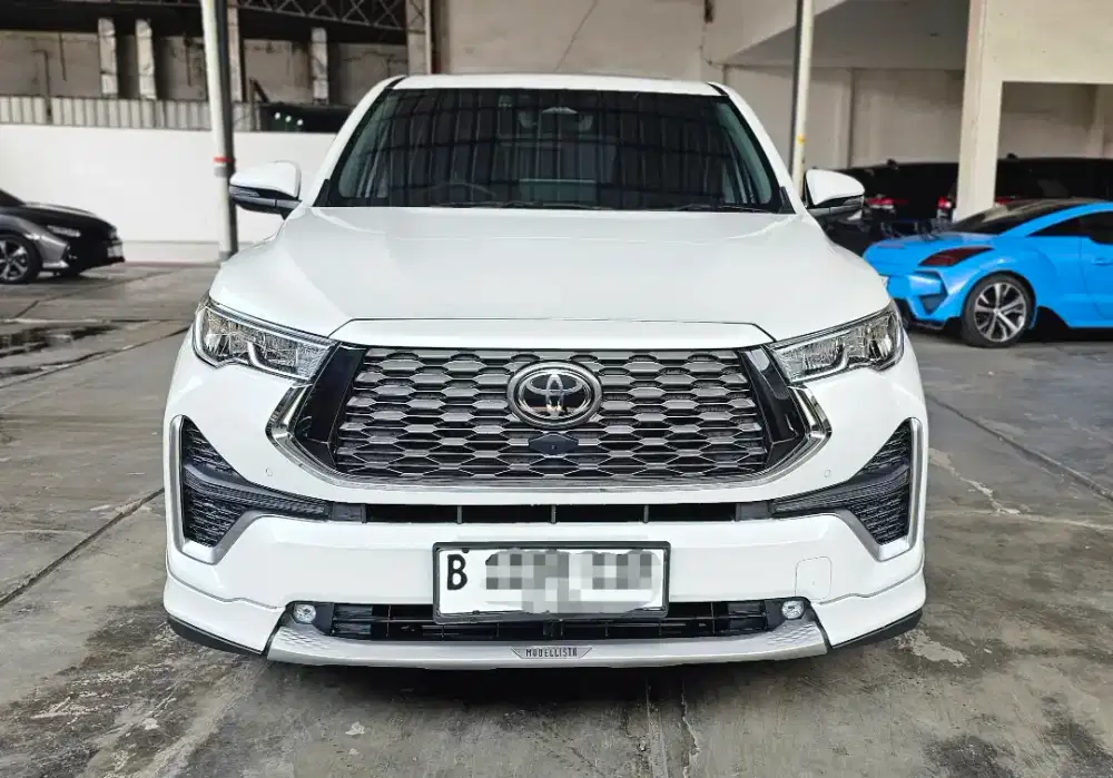 Toyota Innova Zenix 2.0 Q Hybrid Modelista AT Matic 2025 Putih Km 2rb