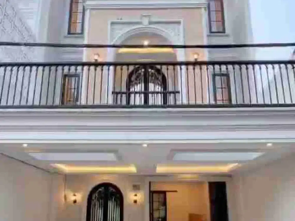 HOUSE KAHFI 1*
American Style House with Private Pool di Jagakarsa, Jakarta Selatan