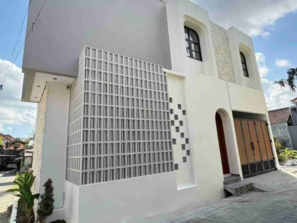 BUC - DIJUAL CEPAT! RUMAH MODERN MINIMALIS DI LOKASI PREMIUM GATSU TENGAH – DENPASAR