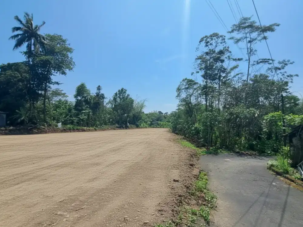 Tanah SHM Sleman Langka Dekat Pasar Pakem