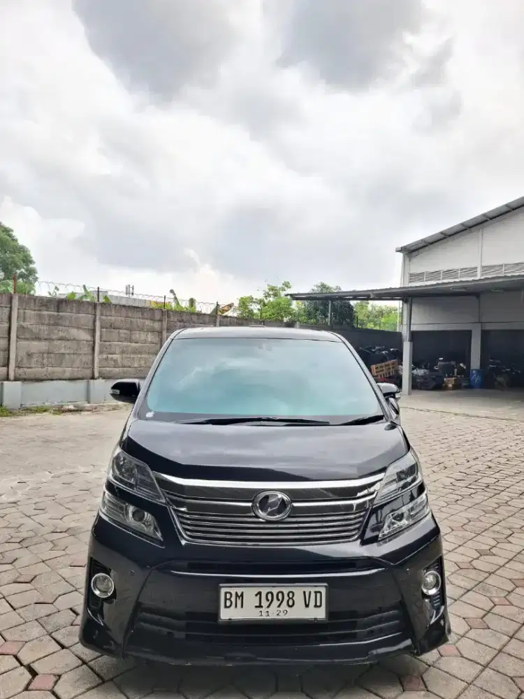 Vellfire 2014 ZG premium sound matic. Km 69rb