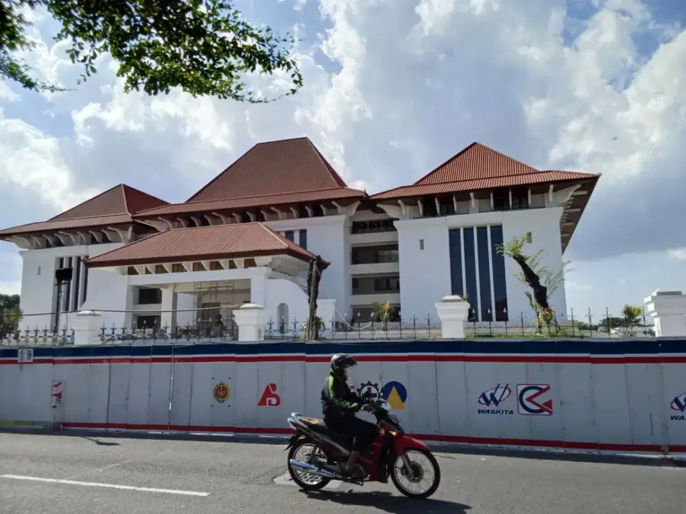 Tanah hook murah dekat Balaikota Jogja akses aspal mobil lancar