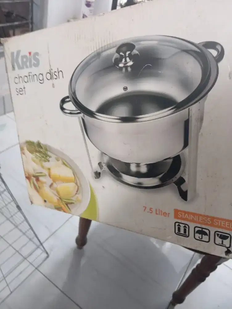 Panci prasmanan untuk sop