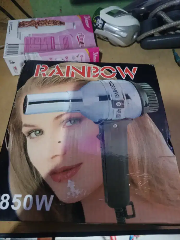 Hairdryer dan catokan