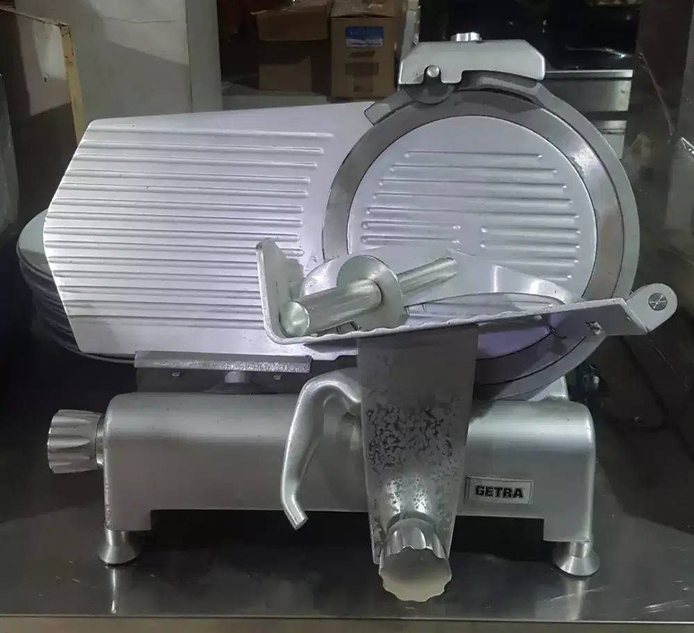 Mesin Slice Daging ( Frozen Meat Slicer Semi Automatic )