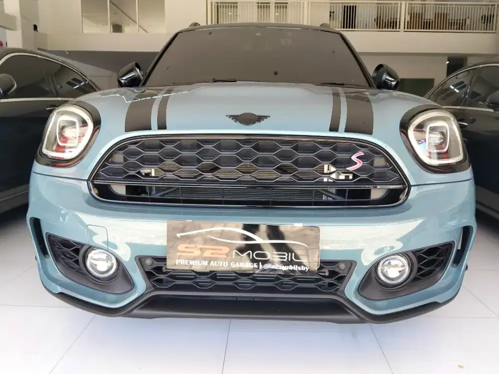 MINI COOPER S COUNTRYMAN JCw package At 2024