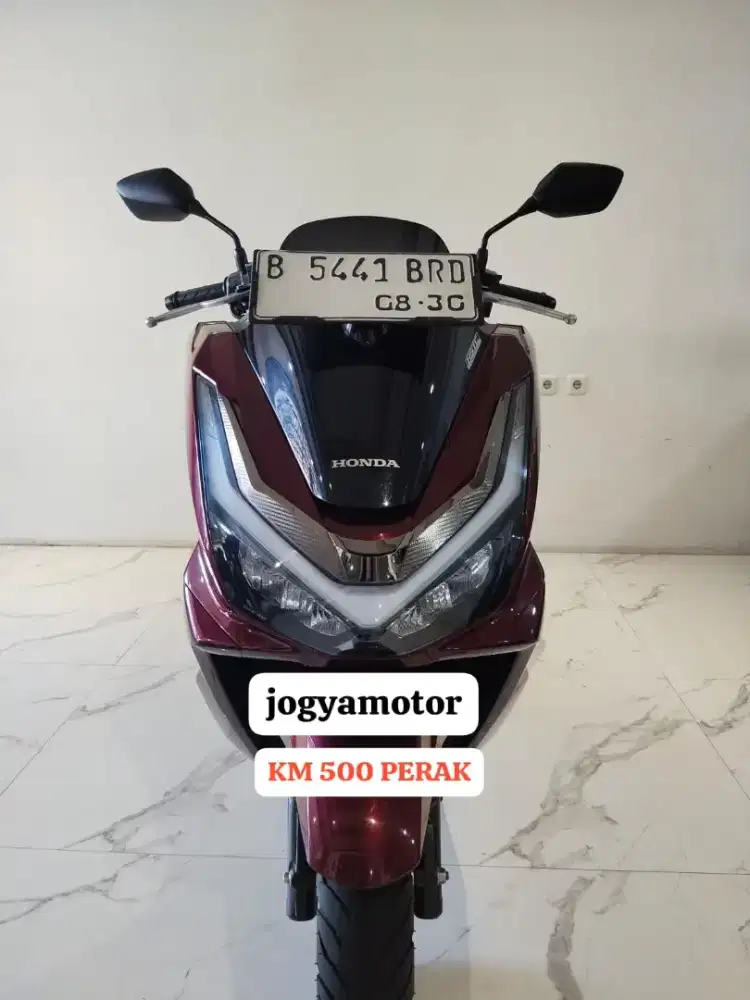 1 - HONDA PCX 160 ABS ROADSYNC Tahun 2025