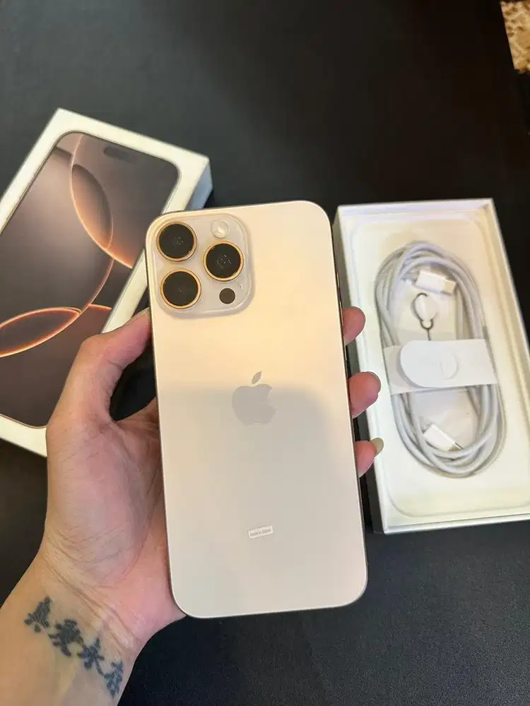 iPhone 16 pro max 256GB BH 88% Dessert Garansi Resmi iBox