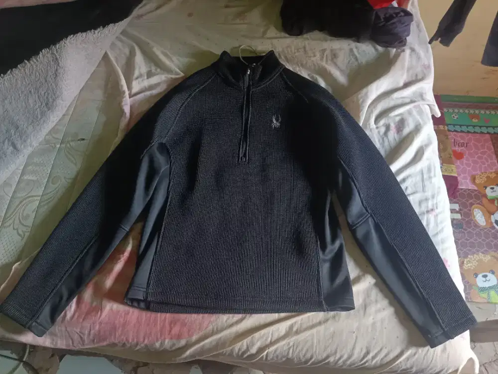 Jaket Sweater Spyder