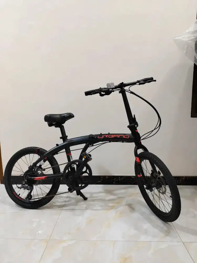 Sepeda Lipat Polygon Urbano 20 inch Black