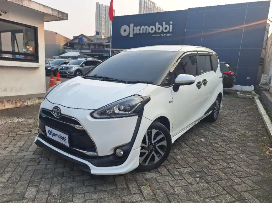 DP Murah Toyota Sienta  1.5 Q Bensin-AT 2017