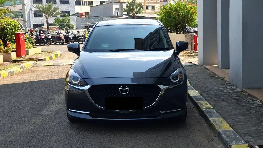 Mazda2 Mazda 2 Skyactiv 1.5 Sedan AT Abu 2022 Low Km Record Garansi
