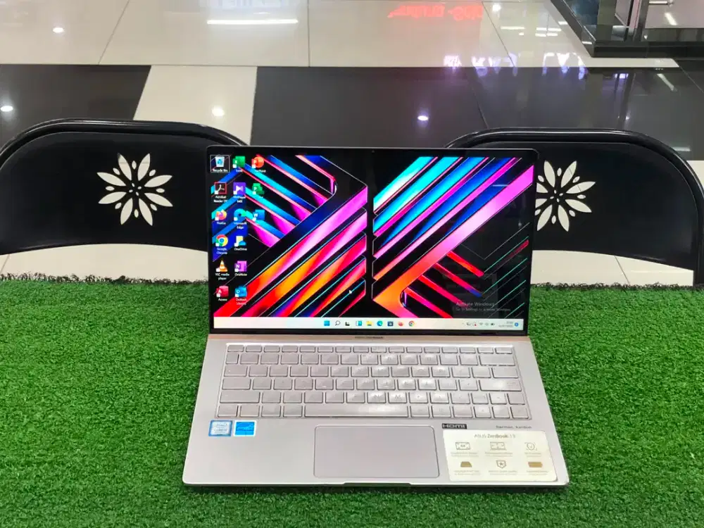 ASUS ZENBOOK 13 UX333F | I5 GEN 8 | 8Gb | 256Gb