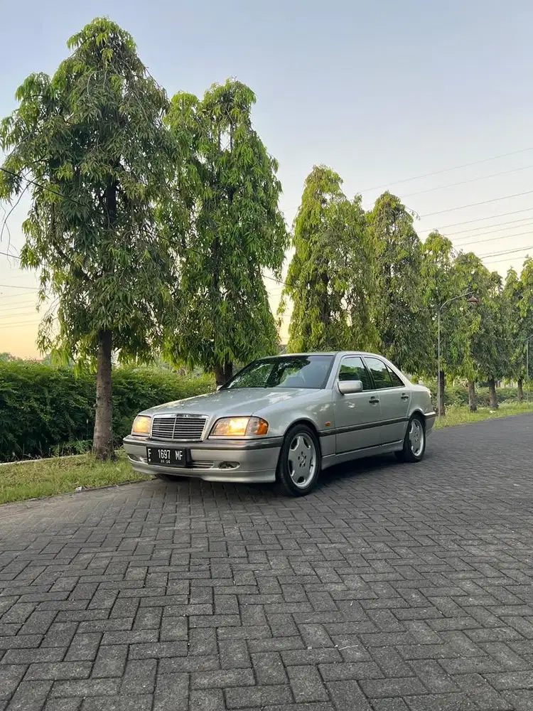 Mercedes - Benz W202 Facelift C230 Classic MT 1997