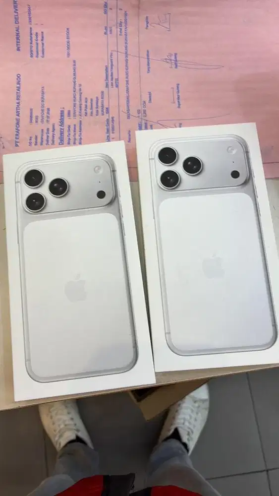 Iphone 17 Pro Max 256gb Free adapter ori