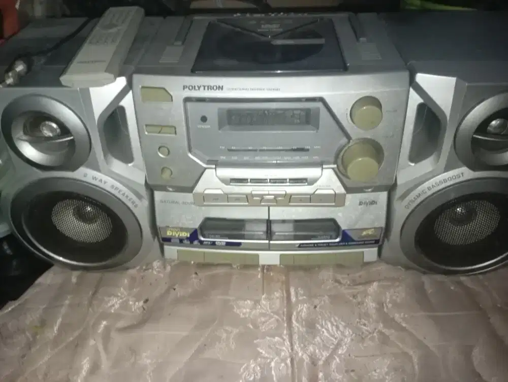 Radio tape polytron