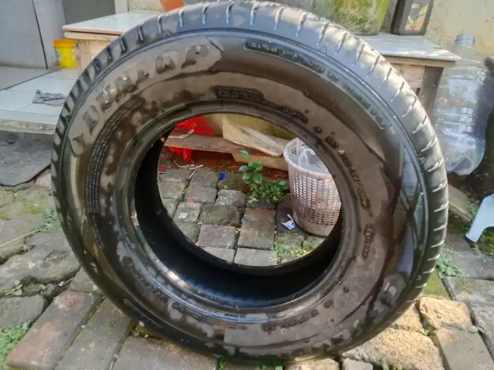 Ban Dunlop L 300 baru belom pernah pakai R14 185/80