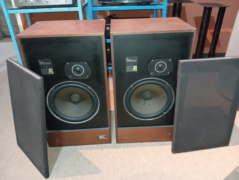 Speaker Acoustic Research AR14