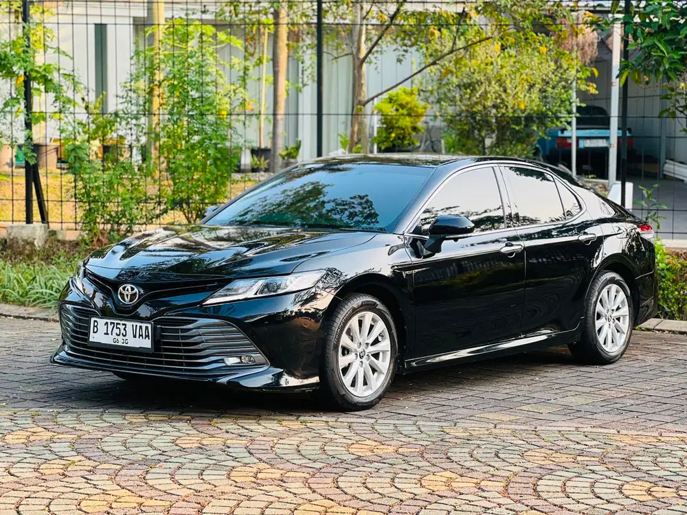 TOYOTA CAMRY 2.4 V AT BENSIN 2020 NON HYBRID HITAM 2021 KM SUPER LOW