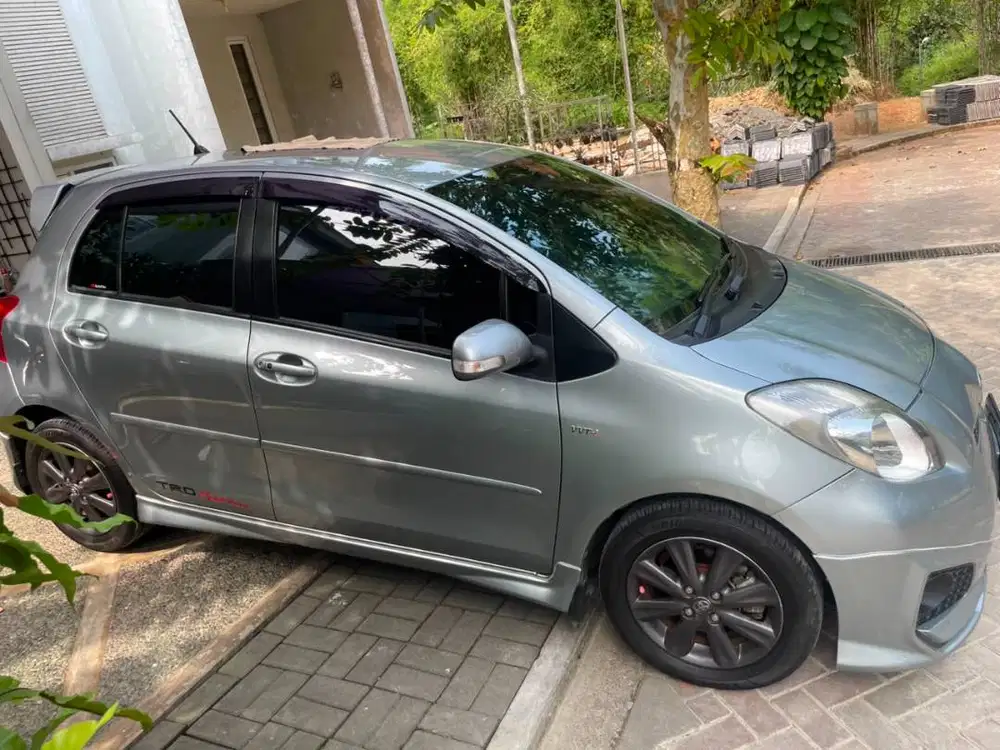 Yaris 2013 S Limited TRD Sportivo