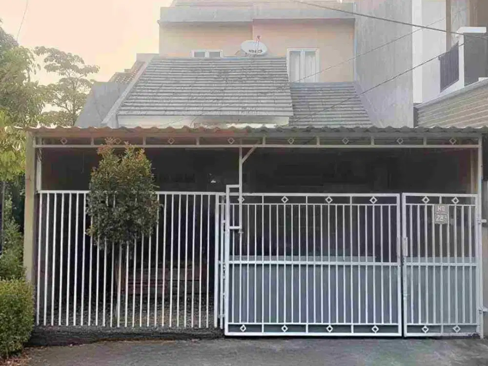 Rumah 1,5 Lantai Di Cluster Pinus, Cipondoh Kota Tangerang