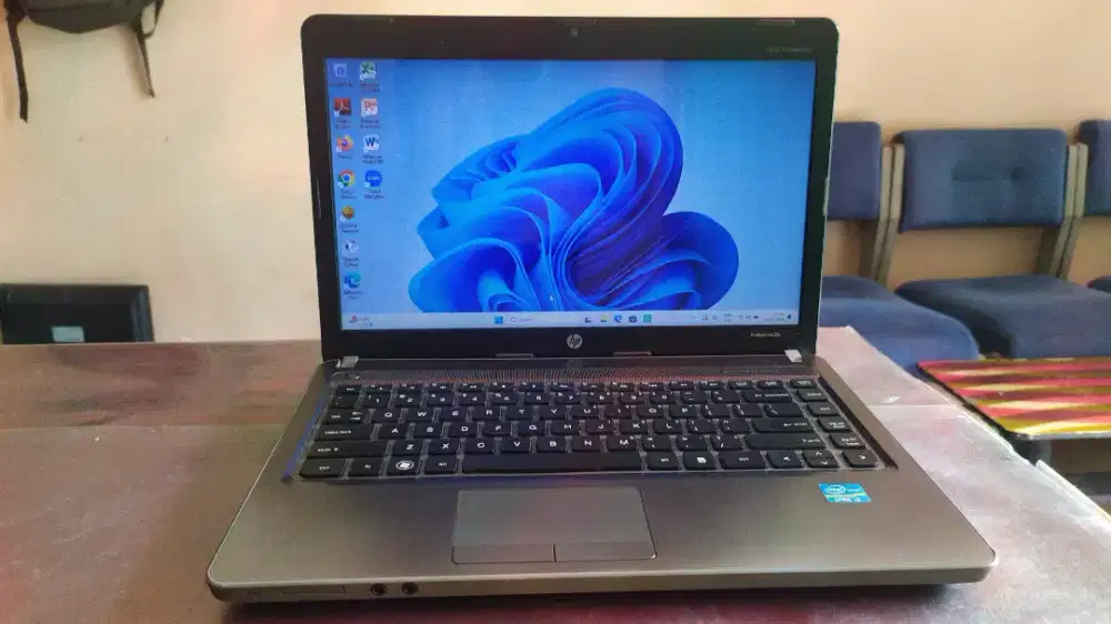 Laptop HP core i3 Ram 6GB Windows 11 Sudah SSD