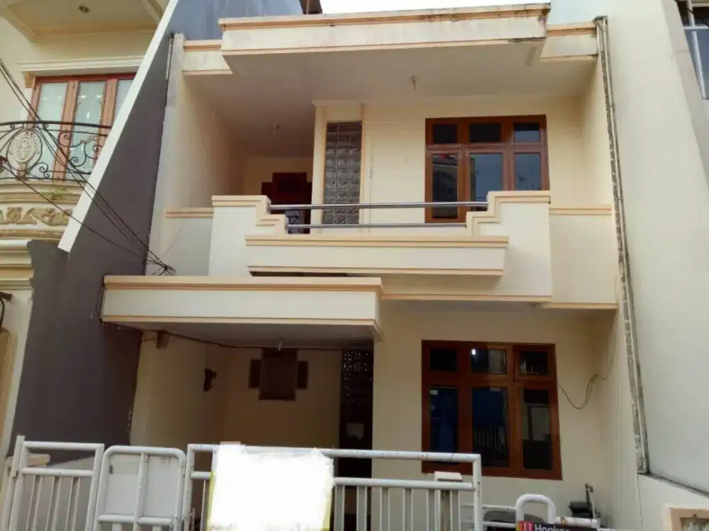 Dijual Rumah Siap Huni 2 Lantai di Sunter Garden, Sunter,Jakarta Utara