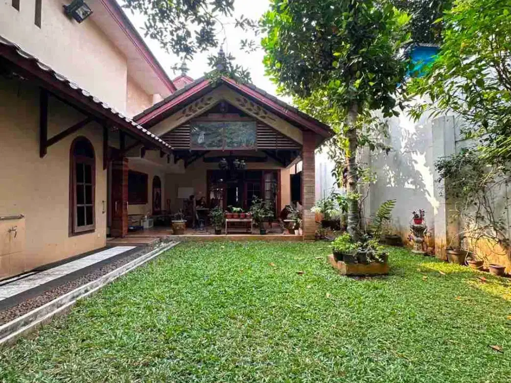 Kebayoran Baru Radio Dalam Rumah Siap Huni Halaman Luas
