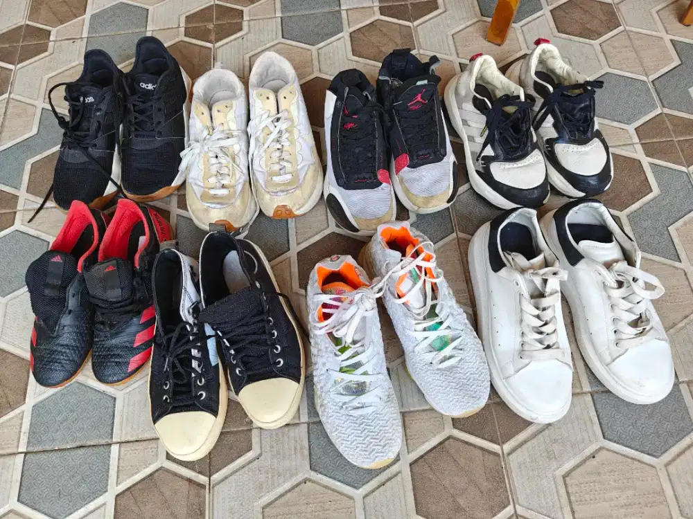 Dijual SEPATU BORONGAN SIZE 41 -42