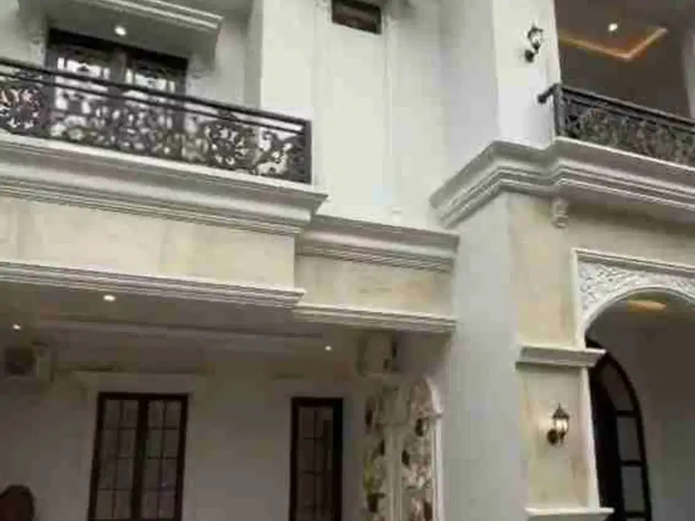 SURVEY YUK‼RUMAH BARU 3LANTAI AMERICAN CLASSIC STYLE DI JAGAKARSA JAKARTA SELATAN