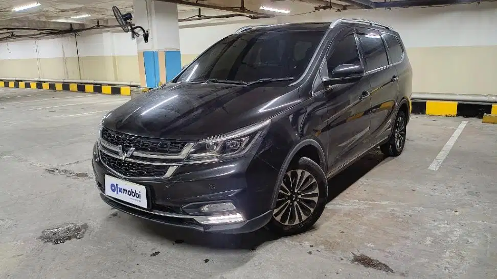 TDP 6, JT Wuling Cortez 1.5 LT Lux Bensin-AT Silver 2019