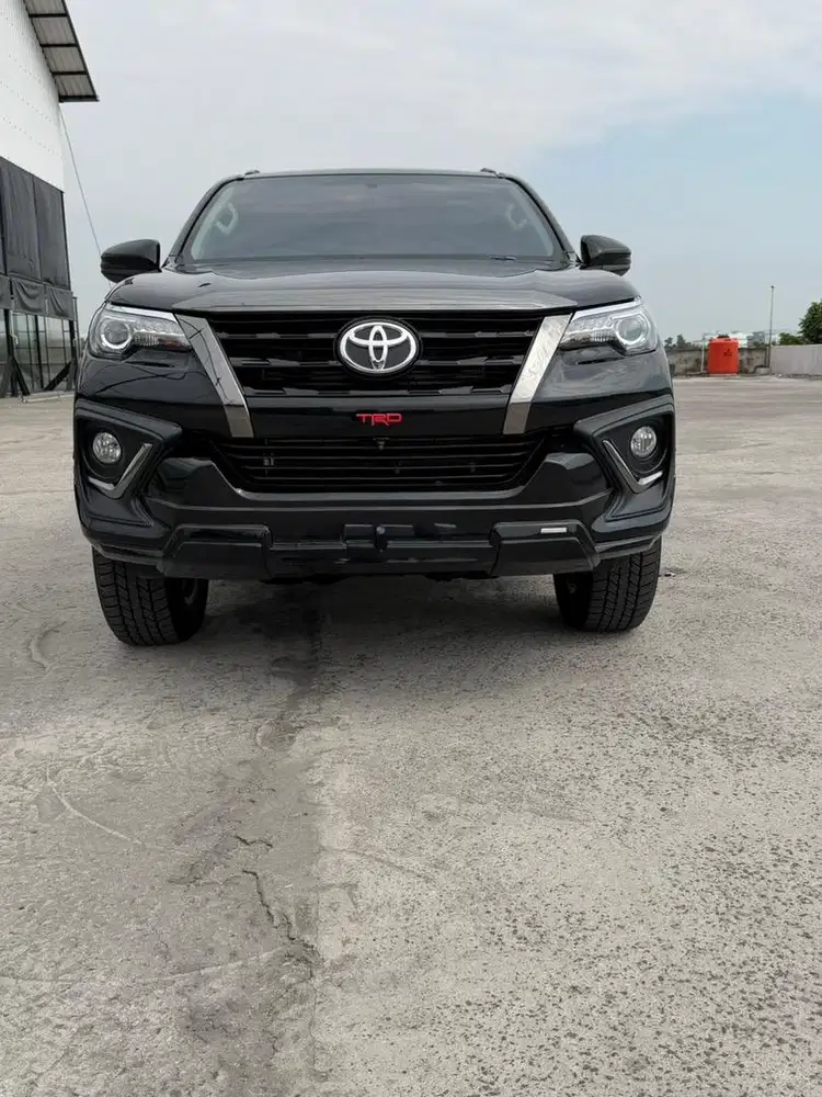 TOYOTA FORTUNER VRZ TRD SPORTIVO
