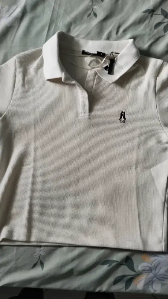 Kaos Adidas, kemeja zara, polo Hush Pupies, celana MLB