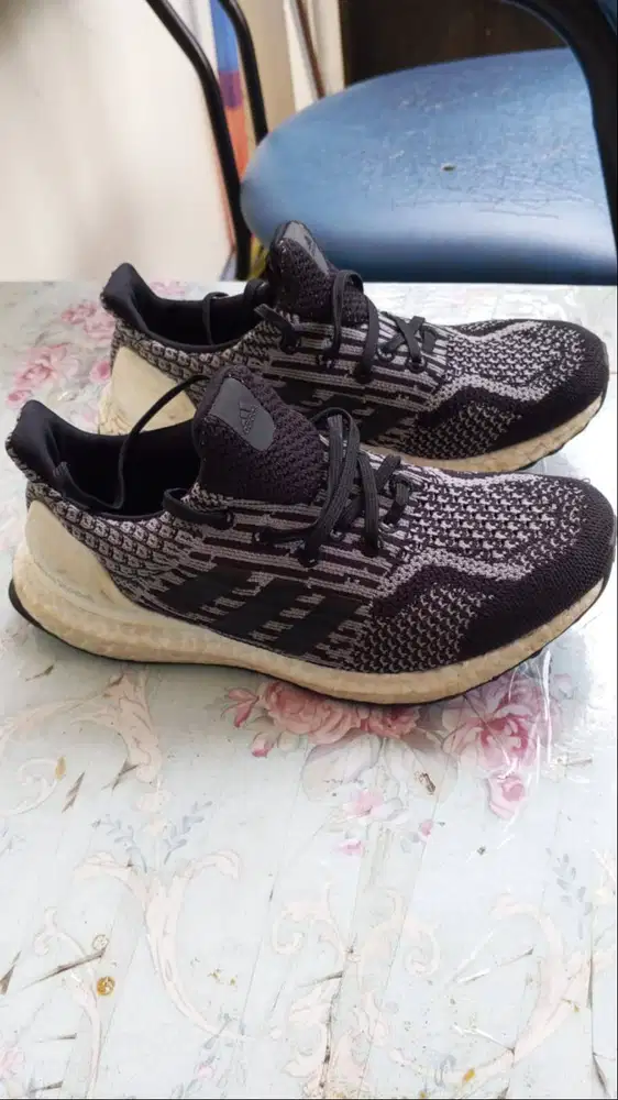 Adidas Boost Size 39,5,