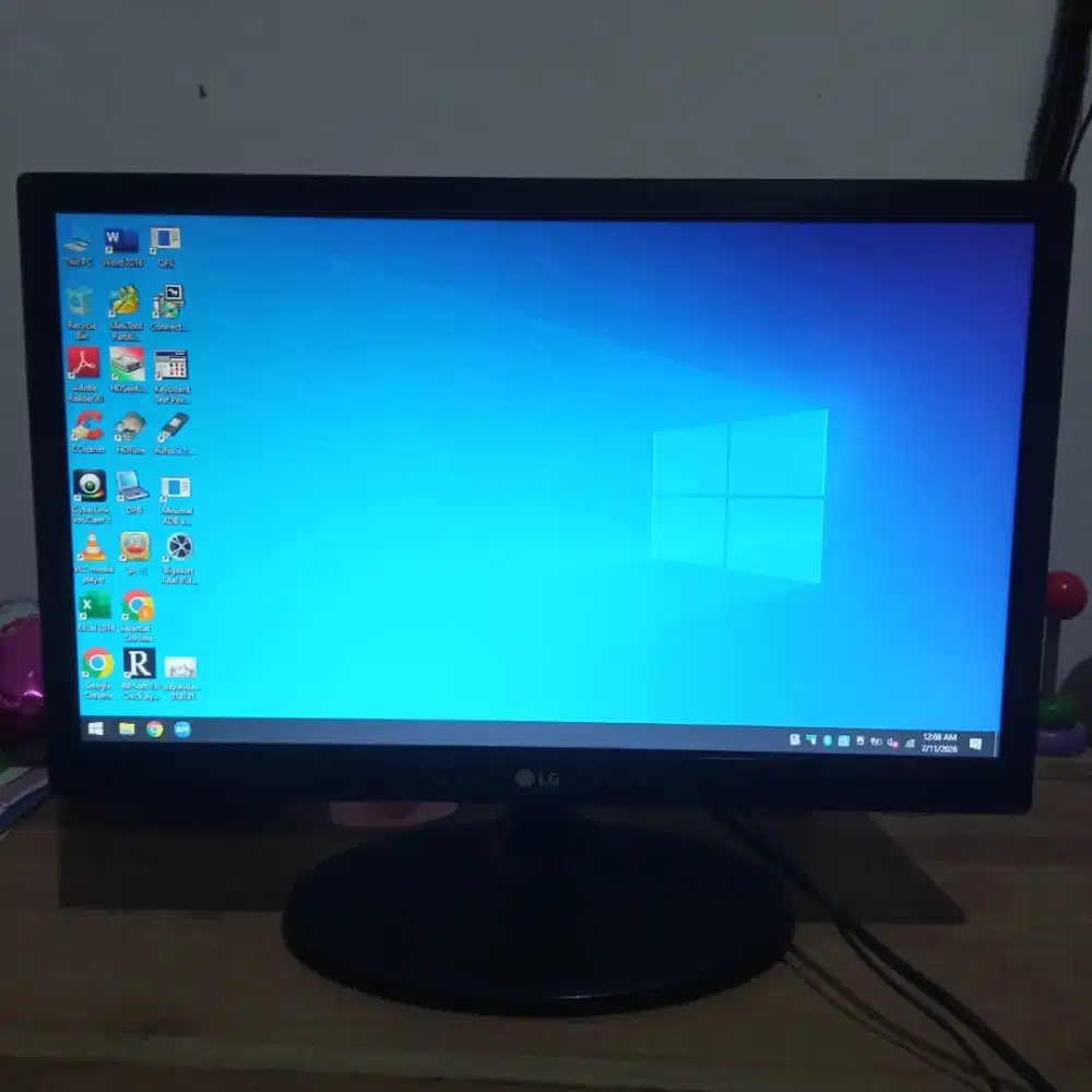 Monitor LED LG 19 inch Wide
